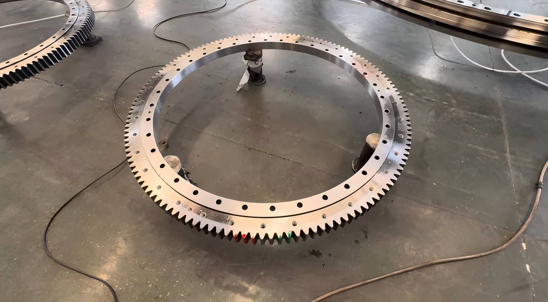 Four-point Contact Ball Bearings