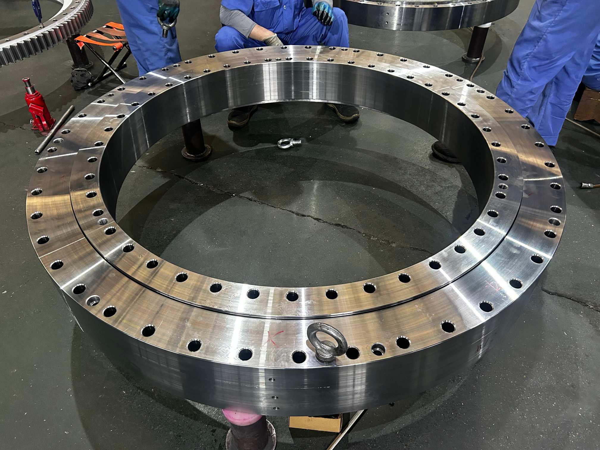 Successful Assembly of LTZC Three-Row Roller Gearless Slewing Bearing — Marine Crane
