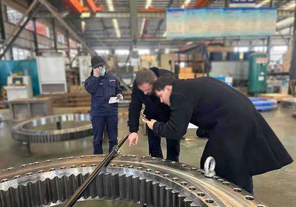 6389931909243675182175552